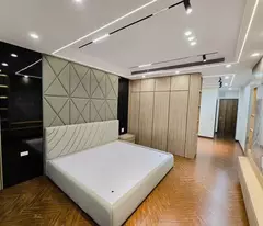 Cực hiếm -7 tầng thang máy - gara 2 ô tô - Nguyễn Văn Cừ, Long Biên - 16.x tỷ