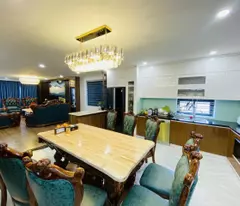 BÁN NHÀ 5T HOÀNG QUỐC VIỆT, DT 55M2, TM, Ô TÔ TRÁNH, GẦN PHỐ, KD/Ở CHỈ 19 TỶ