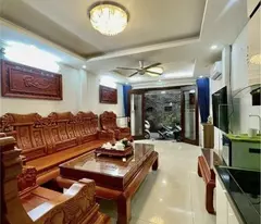 NHÀ ĐẸP BÊN  MỸ - DÂN XÂY - 2 THOÁNG TẶNG FULL NỘI THẤT - 5 TẠ ĐỖ CỬA - TIỆN ÍCH BẠT NGÀN - 45m2 -