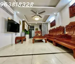 NHÀ ĐẸP BÊN  MỸ - DÂN XÂY - 2 THOÁNG TẶNG FULL NỘI THẤT - 5 TẠ ĐỖ CỬA - TIỆN ÍCH BẠT NGÀN - 45m2 -