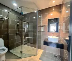 CĂN HỘ DỊCH VỤ HẺM Ô TÔ NƠ TRANG LONG - GÀ ĐẺ TRỨNG VÀNG 4 TỶ/NĂM - 38 PHÒNG - 6 TẦNG x 282M2 GIẢM