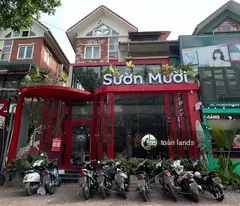 Cho thuê nhà MP Nguyễn Văn Lộc. DT 150m2x2 tầng MT 25m giá 60tr Miễn phí setup 1Thang