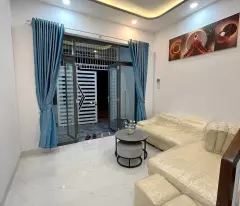 Bán nhà 2 tầng mặt tiền đường Hoà Trung Vĩnh Hoà, Nha Trang – Giá 2 Tỷ 250 Triệu