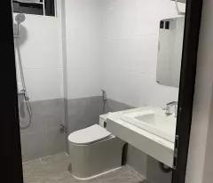 Cực hiếm, ngõ 98 Thái Hà, Đống Đa, ba bước ra mặt phố, Ô tô tránh, kinh doanh đa dạng, 45m, 20 tỷ.