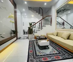Bán nhà Kim Giang giá 6.9 tỷ, 32m2, 4 tầng , mặt tiền 4m