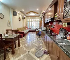 Bán nhà Bồ đề Ngõ thông -gara- 41m2 -6 tầng