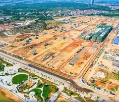 Em bán căn góc đối diện Grand World, Vin Cổ Loa, DT: 102,5m, giá chỉ từ 36,x tỷ