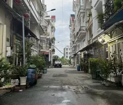 Nhà 4 tầng đường HIỆP THÀNH 13, phường Hiệp Thành, Q12, dt 50m2 (4mx12,5m) Hẻm 7m Giá 4,8Tỷ