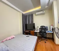 NHÀ ĐẸP PHÁO ĐÀI LÁNG 42M2*5T NHỈNH 10 TỶ, TT ĐỐNG ĐA, LÔ GÓC, SÁT PHỐ,Ô TÔ ĐỖ CỔNG, FULL NỘI THẤT