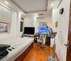NHÀ ĐẸP PHÁO ĐÀI LÁNG 42M2*5T NHỈNH 10 TỶ, TT ĐỐNG ĐA, LÔ GÓC, SÁT PHỐ,Ô TÔ ĐỖ CỔNG, FULL NỘI THẤT