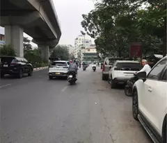 Bán nhà riêng phố Hoàng Cầu, gần ô tô, gần ga Cát Linh - tấp nập - giao thông 48m, 7.2 tỷ