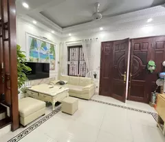 BÁN NHÀ BÁT KHỐI-LONG BIÊN 5.5 TỶ 30m, 5 TẦNG, MT 5m, GẦN Ô TÔ, FULL NỘI THẤT, AN SINH TỐT.