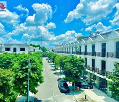 Nhà phố đẹp KDC Đông Hưng - Dĩ An, Bình Dương