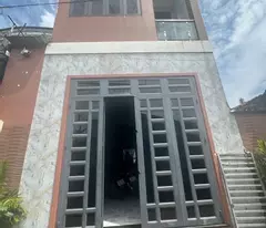Nhà 3 tầng 1/ đường NGUYỄN VĂN QUÁ, phường ĐÔNG HƯNG THUẬN, Q12, dt 60m2 (5,8m/6,5mx10,5m) Hẻm xe