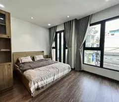 Bán nhà 5 tầng, 39m², Full nội thất, Ngọc Thụy Long Biên - Giá hấp dẫn 5,75 tỷ
