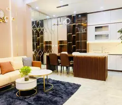 NHÀ ĐẸP LÀ NƠI  TẬN HƯỞNG CUỘC 

SỐNG SIÊU  HIẾM 

35m2 x 5 TẦNG. HƠN 25.5 TỶ QUÁ NGON 

NGUYỄN