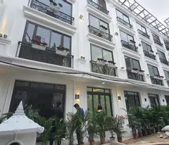 NHÀ TIỀN YÊN HOÀI ĐỨC 43m2 -4 TẦNG ÔTÔ VÀO NHÀ -3tỶ8 BAO PHÍ.