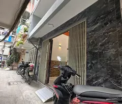 NGANG 4,3 NỞ TÀI LỘC 4.5 DÀI 7.8
3 TẤM CÓ 79 TRIỆU M HƠN