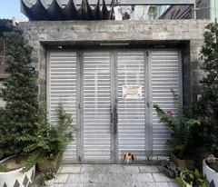 Nhà QL 13 đẹp ở luôn, KCBT, 80m2, HXH, cạnh KĐT Vạn Phúc , 5tỷ4