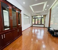 BÁN NHÀ HIẾM ĐƯỜNG NGUYỄN VĂN HUYÊN - DT 66M2 X 5 TẦNG - MẶT TIỀN 4M - GIÁ 19 TỶ TL