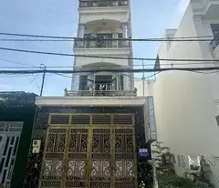 Bán Nhà 4 tầng Mặt tiền đường Hà Chương, phường Trung Mỹ Tây, Q12, dt 68m2 (4mx17m). Giá 6,7Tỷ
