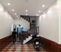 Bán nhà 2 tầng Lô góc mặt phố Lý Thái Tổ, Kỳ Bá, Thái Bình, Diện tích 70m2, giá 5.2 tỷ,