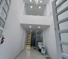 SÁT MẶT TIỀN HOÀNG DIỆU -VĨNH KHÁNH Q4

ĐÚC 3 TẤM CÓ 2 TỶ
