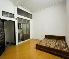 Bán Nhà Phố Tây Sơn - Đống Đa - Chỉ hơn 4 tỷ 5 - Ba Bước Ra Mặt Phố - Diện Tích gần 40m, 4 tầng