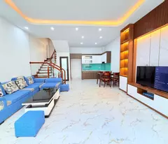 Bán nhà Hoè Thị Phương Canh ô tô đỗ cửa 40/45m2 MT5,2m 8,55 tỷ