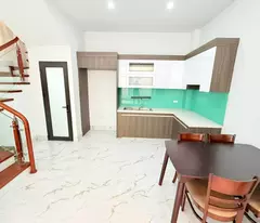 Bán nhà Hoè Thị Phương Canh ô tô đỗ cửa 40/45m2 MT5,2m 8,55 tỷ