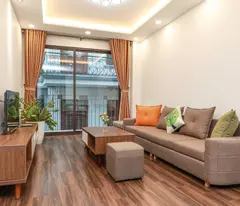BÁN GẤP NHÀ TRUNG KÍNH - 56M2 X 5T - MT 4M - 15.8 TỶ - NGÕ THÔNG - KD TẤP NẬP - Ô TÔ ĐỖ CỬA