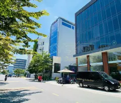 BÁN GẤP NHÀ PHỐ, DIỆN TÍCH 888.3m² GIÁ 70 TỶ - HOTLINE: 0984.388.599