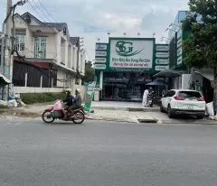 Bán mặt tiền 8,6x30m giá 24 tỷ Đường Lê Thị Hà