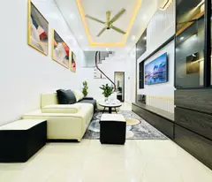 VIP THANH XUÂN - Ô TÔ ĐỖ SÁT NHÀ - CÁCH 1 NHÀ RA MẶT NGÕ2XX KHƯƠNG TRUNG- NHÀ ĐE