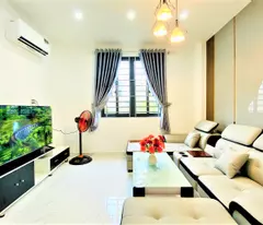 Nhà đẹp 3 tầng 49m2 HXH Cách Mạng Tháng Tám, quận 10 giá chỉ 5.5 tỷ
