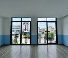 SIÊU HIẾM mặt phố Hồng Tiến, MT 5,3M - Bồ Đề- 
DT thực tế 40m2  - 18,5 ty