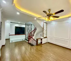 Nhà đẹp đón tết! cần bán nhà 5 tầng tại Lai Xá – Kim Chung, 6 phòng ngủ rộng, gần đường 32