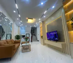 HIẾM! BÁN NHÀ HÀO NAM, KHU VIP PHÂN LÔ Ô TÔ TRÁNH - 6 TẦNG DT 40M2, MT 4.2M, GIÁ 10 TỶ