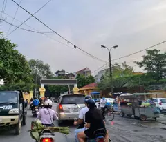 Nhà dân xây 123m2 khu Ngô Xuân Quảng, Trâu Quỳ, 7 chỗ vào. Lh 0989894845