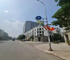 Nhà dân xây 103m2 khu Ngô Xuân Quảng, Trâu Quỳ, 7 chỗ vào.