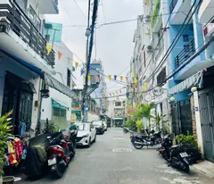 BÁN NHÀ 4 TẦNG - HẺM 9M - HUỲNH VĂN BÁNH, P.11, PHÚ NHUẬN - 32M² - 5 PN - GIÁ CHỈ 8.5 TỶ
