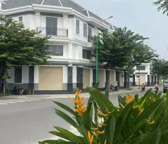 Đầu Tư Ngay Nhà Phố Liền Kề Giá Rẻ – Vị Trí Đẹp Gần KCN Mỹ Phước, Vsip 2 . Đồng An, Gần Trung Tâm