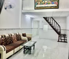 Nhà MT đường 8m, ngay Lê Văn Thịnh, 80m2, 3PN, dòng tiền 15tr/th, nhỉnh 5 tỷ