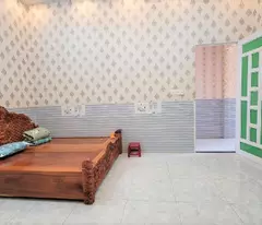 Nhà MT đường 8m, ngay Lê Văn Thịnh, 80m2, 3PN, dòng tiền 15tr/th, nhỉnh 5 tỷ
