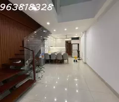 NHÀ ĐẸP BÊN MỸ - 2 THOÁNG - DÂN XÂY CHẤC CHẮN - ĐẸP Ở NGAY - Ô CHỜ THANG MÁY - 60m2 - Chỉ hơn 10 tỷ