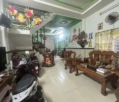 Nhà 4 Tầng Ở Lô Góc – Hẻm Xe Hơi Tránh – Ngang 5m – Sổ Hồng Riêng Giá Chưa Tới 6 Tỷ - Quận 12.
