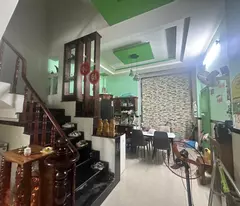 Nhà 4 Tầng Ở Lô Góc – Hẻm Xe Hơi Tránh – Ngang 5m – Sổ Hồng Riêng Giá Chưa Tới 6 Tỷ - Quận 12.