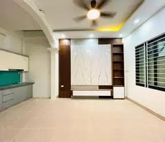 CHỦ NHÀ CẦN BÁN GẤP NHÀ  ĐÊ LA THÀNH DT  39 -6 TẦNG -MT  5.4 GIÁ ;15 tỷ Ba Đình