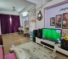Bán nhà phố Nguyễn Công Trứ, lô góc 2 thoáng, 90m2, 9 tỷ
