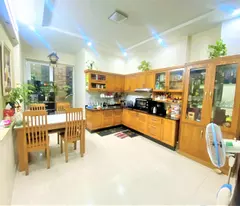 Bán nhà Hẻm Ô tô Tô Hiến Thành Quận 10, 5x9m,  4 tầng chỉ 5.5 tỷ.
